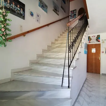 Βασιλική Ενοικ. Δωμάτια