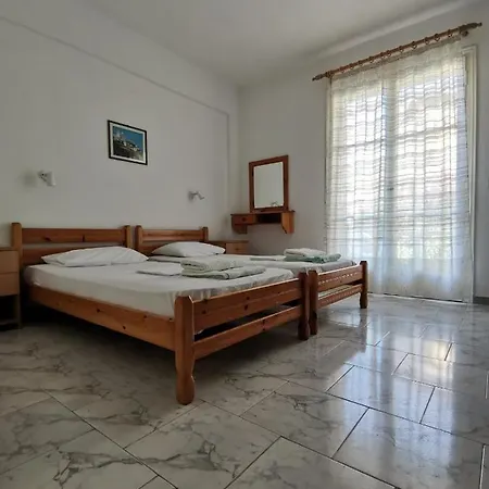 Βασιλική Ενοικ. Δωμάτια فاسيليكي