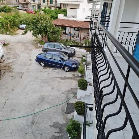 Βασιλική Ενοικ. Δωμάτια Vassiliki