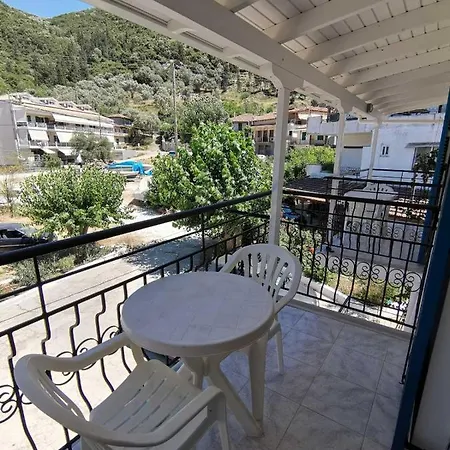 Aparthotel Βασιλική Ενοικ. Δωμάτια *