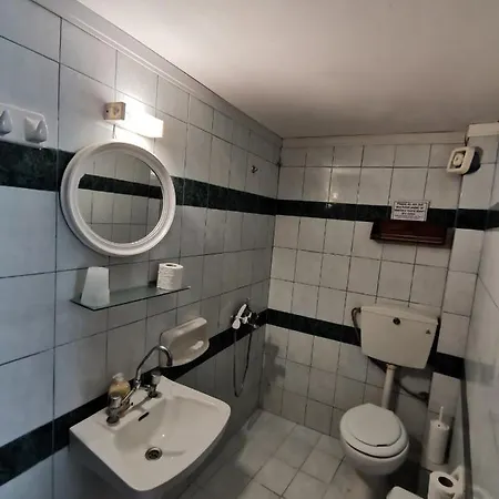 Aparthotel Βασιλική Ενοικ. Δωμάτια